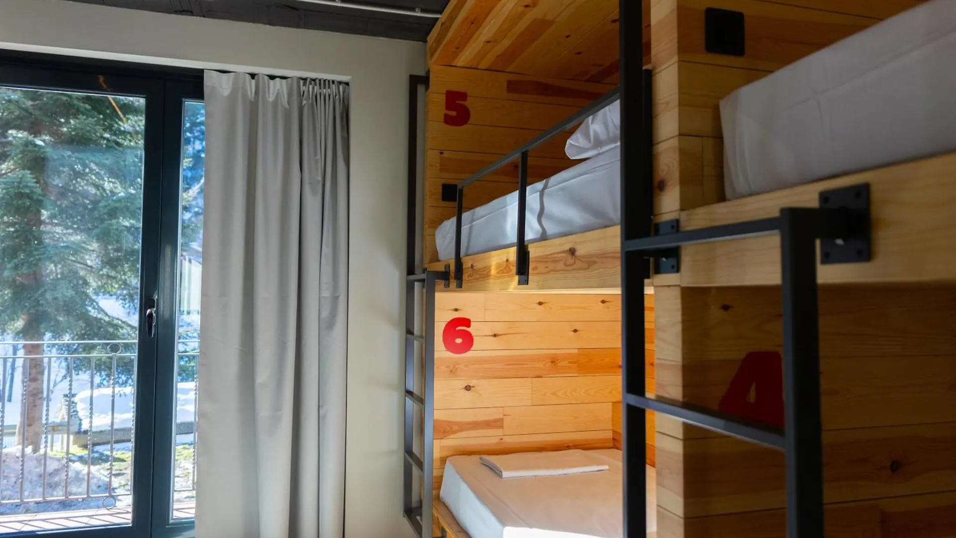 Ky Mountain Hostel Arinsal Andorra