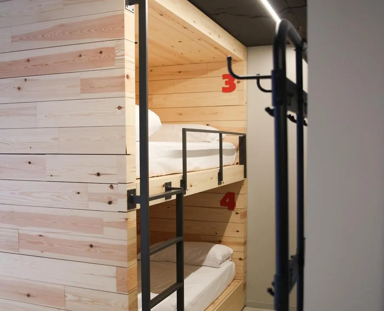 Ky Mountain Hostel Arinsal 0*,  Andorra