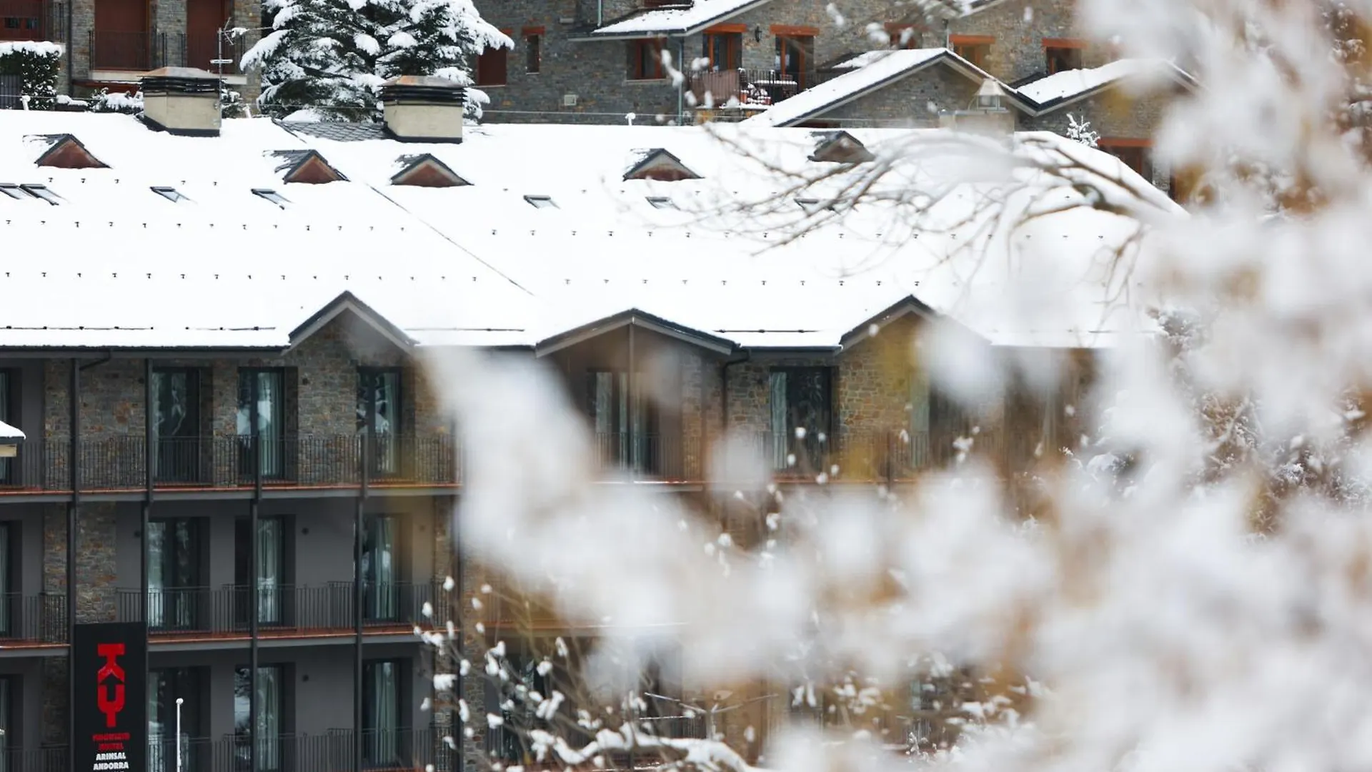 Ky Mountain Hostel Arinsal 0*,